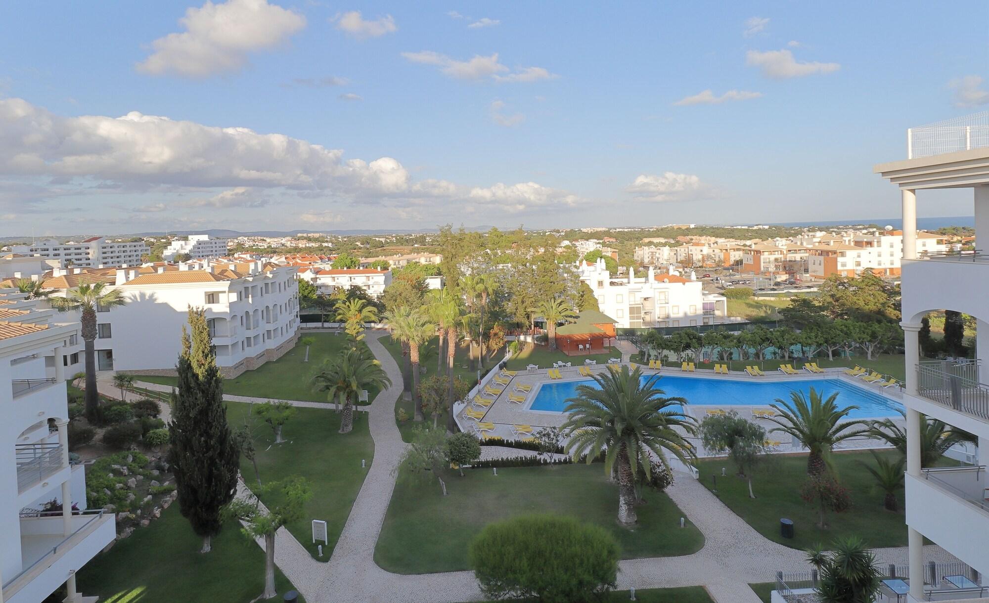 Petra Apart-hotel 4*